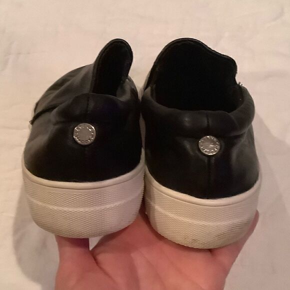 Steve Madden Gills sneaker preloved GUC black leather size 9.5 women’s slip on - Picture 7 of 12